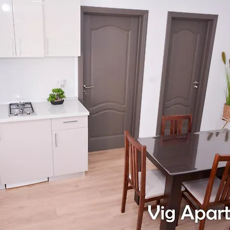 Vig Apartment *